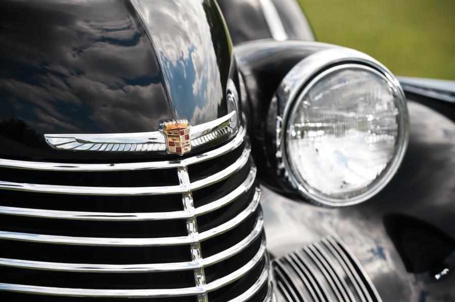  Cadillac Series 75 7-Passenger Imperial Sedan 1940 года  (фото 11 из 22)